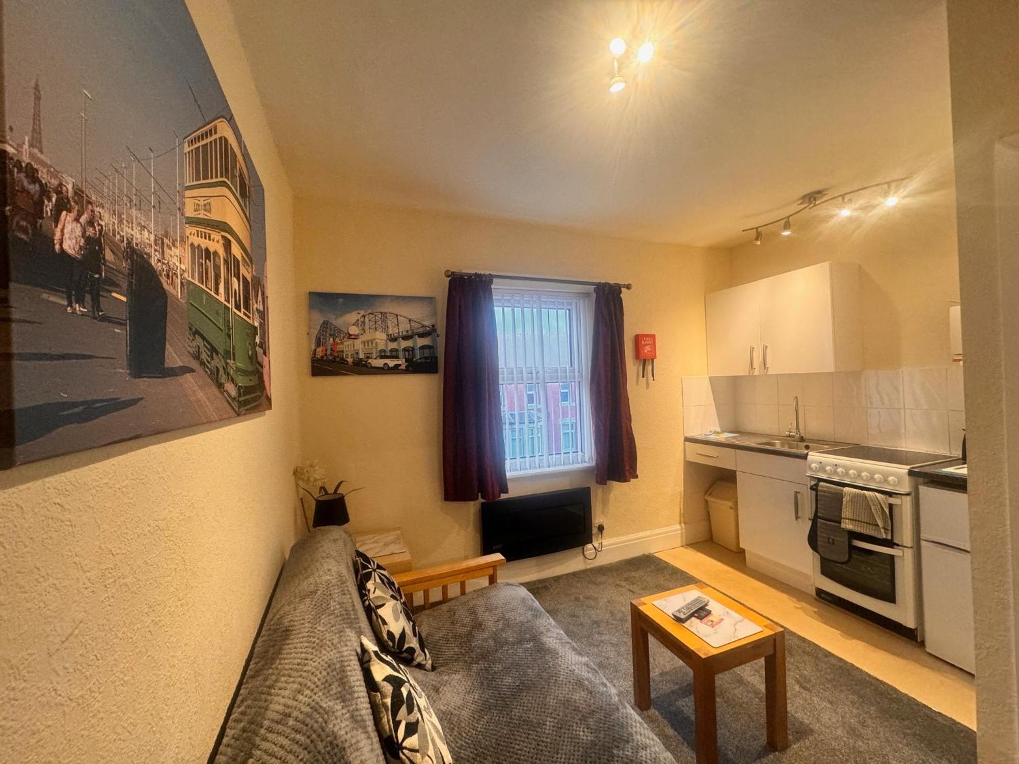 Fairhaven Holiday Flats แบล็คพูล ภายนอก รูปภาพ